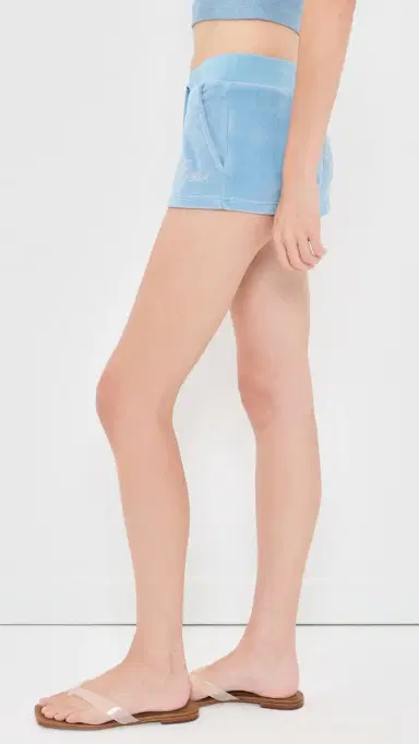 Sporty & Rich Juicy cript Velour Shorts ky Blue | Thumbnail 4