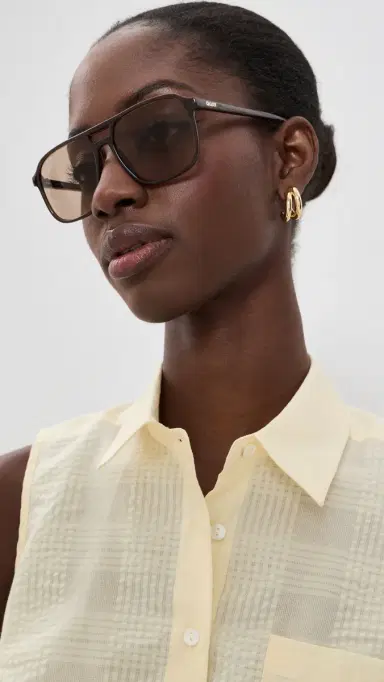 Quay On The Fly Sunglasses Dark Brown/Tan One Size | Thumbnail 3