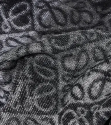 Loewe Anagram wool and cashmere scarf | Thumbnail 2