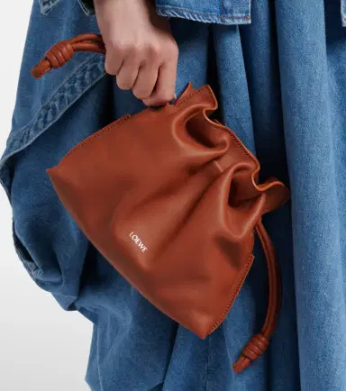 Loewe Flamenco Mini leather clutch | Thumbnail 5