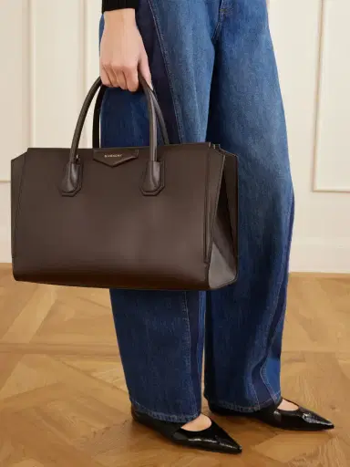 Givenchy Antigona Catchall Medium Leather Shoulder Bag | Thumbnail 2
