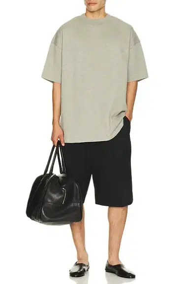 Fear of God Essentials Signature 90's Short Sleeve Tee | Thumbnail 3 Fear of God Essentials Signature 90's Short Sleeve Tee | Thumbnail 3