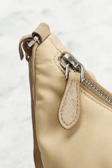 Prada Re-Edition 2005 Re-Nylon Shoulder Bag | Thumbnail 13
