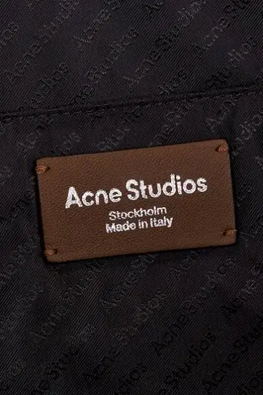 Acne Studios Camero Camera Suede V Bag | Thumbnail 7 Acne Studios Camero Camera Suede V Bag | Thumbnail 7