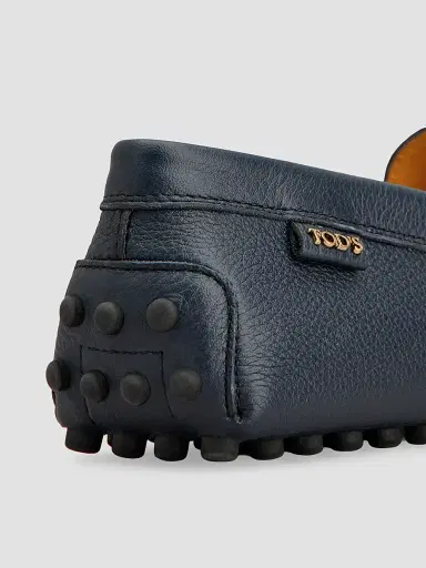 Tod's Women's Gommino Leather Loafers | Thumbnail 4