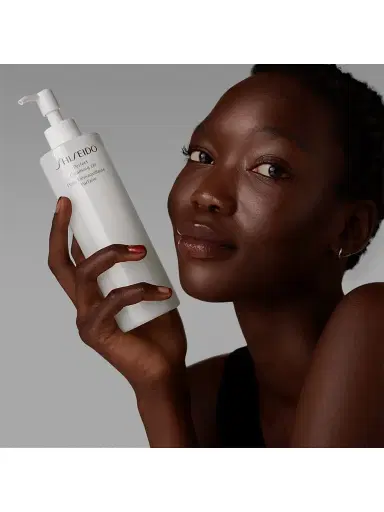 Shiseido Perfect Cleansing Oil 6 oz | Thumbnail 5 Shiseido Perfect Cleansing Oil 6 oz | Thumbnail 5