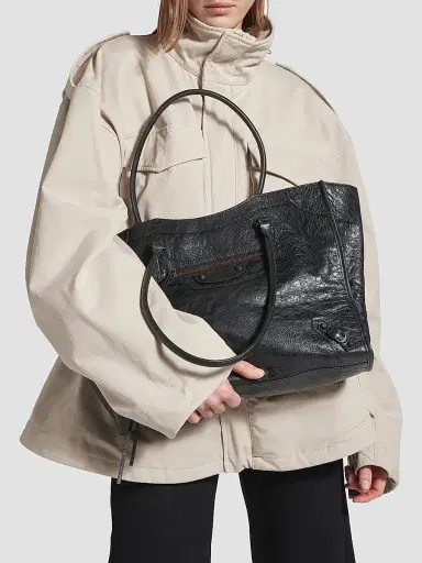 Balenciaga Women's Le City Medium Tote Bag - Black | Thumbnail 4 Balenciaga Women's Le City Medium Tote Bag - Black | Thumbnail 4