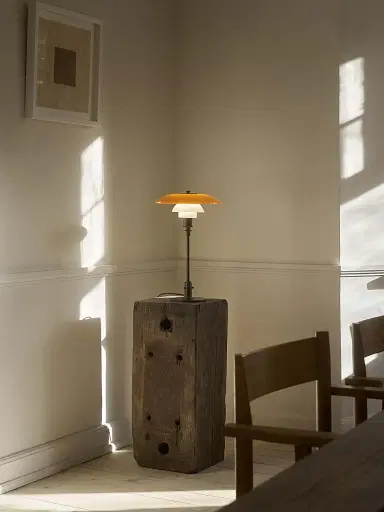 Louis Poulsen Ph 3/2 Centenary Table Lamp | Thumbnail 4