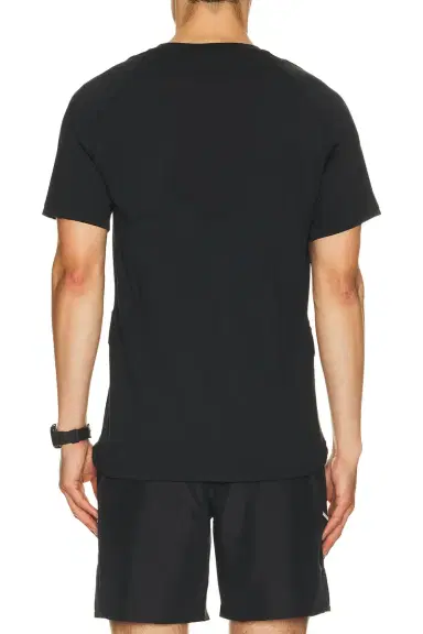 Nike Pro Training Dri-Fit Advanced Short-Sleeve Top | Thumbnail 2 Nike Pro Training Dri-Fit Advanced Short-Sleeve Top | Thumbnail 2