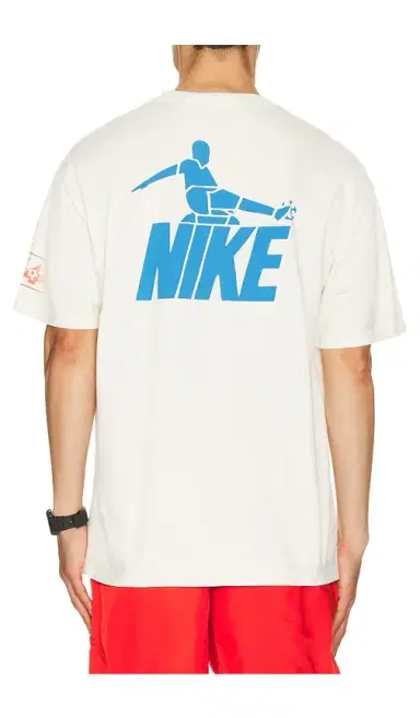 Nike NSW Tee LSE Celeb Fb 2 | Thumbnail 7 Nike NSW Tee LSE Celeb Fb 2 | Thumbnail 7