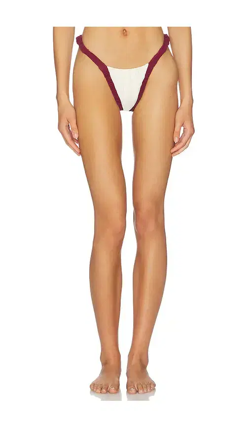Divino Seas Ada Bikini Bottom