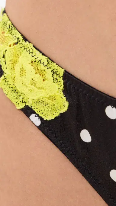 Fleur du Mal Juliet Lace Thong | Thumbnail 5