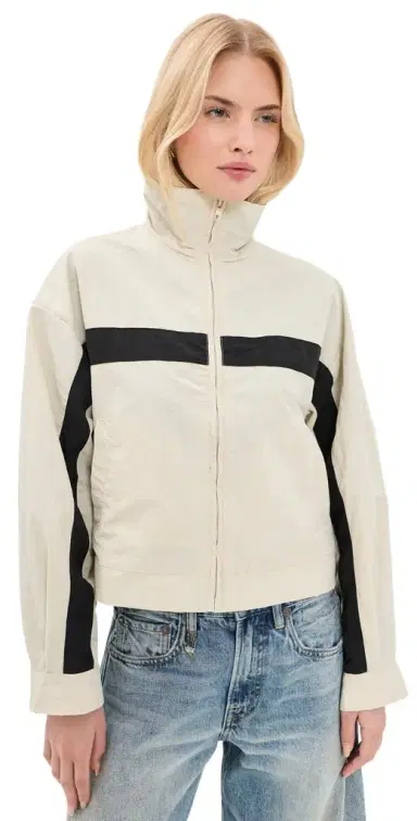 LIONESS Essential Windbreaker | Thumbnail 1 LIONESS Essential Windbreaker | Thumbnail 1