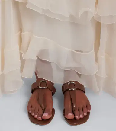 Manolo Blahnik Mionasan leather thong sandals | Thumbnail 5