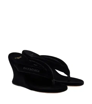 Balenciaga Gaeta velvet wedge thong sandals | Thumbnail 1