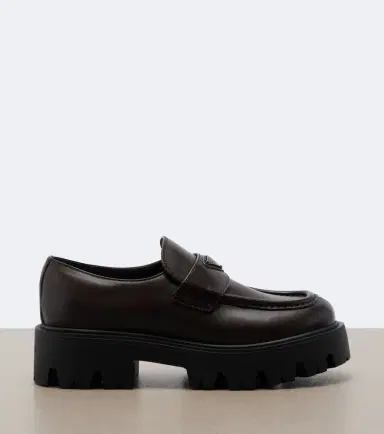 Prada Logo leather platform loafers | Thumbnail 2