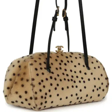 Chanel Chanel Cheetah Print Clutch with Leather Straps Light Beige Calf Hair, Black Leather Gold Hardware | Thumbnail 2 Chanel Chanel Cheetah Print Clutch with Leather Straps Light Beige Calf Hair, Black Leather Gold Hardware | Thumbnail 2