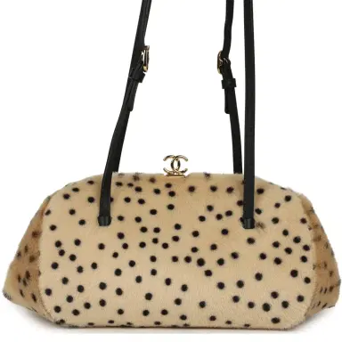 Chanel Chanel Cheetah Print Clutch with Leather Straps Light Beige Calf Hair, Black Leather Gold Hardware | Thumbnail 4 Chanel Chanel Cheetah Print Clutch with Leather Straps Light Beige Calf Hair, Black Leather Gold Hardware | Thumbnail 4