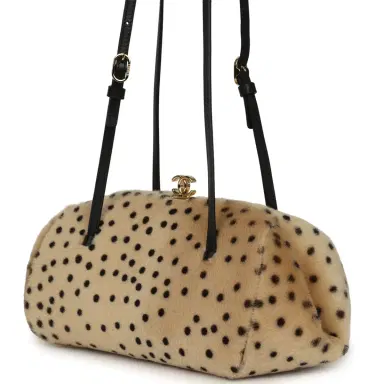 Chanel Chanel Cheetah Print Clutch with Leather Straps Light Beige Calf Hair, Black Leather Gold Hardware | Thumbnail 5 Chanel Chanel Cheetah Print Clutch with Leather Straps Light Beige Calf Hair, Black Leather Gold Hardware | Thumbnail 5