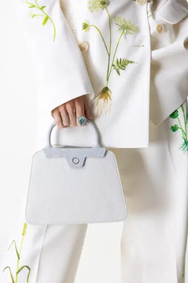 JEFFREY LEVINSON Andie Top Handle Bag | Thumbnail 3