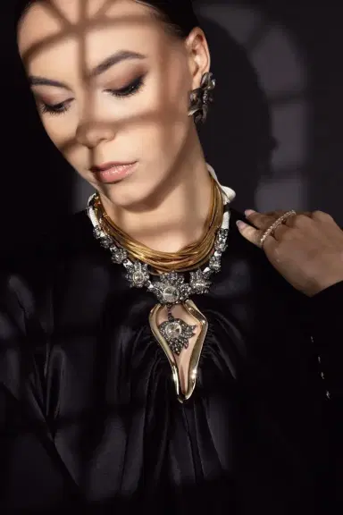 Lanvin Art Deco Short Necklace | Thumbnail 4