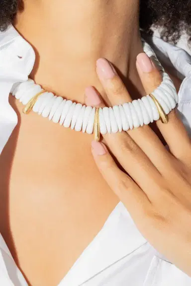 ROBERTO DEMEGLIO Artiglio White Ceramic Necklace | Thumbnail 3
