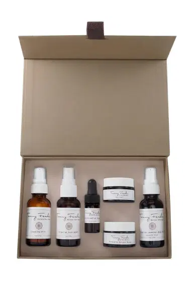 TAMMY FENDER HOLISTIC SKINCARE At-Home Facial Restorative Travel Kit | Thumbnail 2
