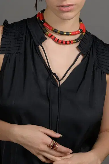 HIJAS DE PUKA Black Red Rondelle Necklace | Thumbnail 3 HIJAS DE PUKA Black Red Rondelle Necklace | Thumbnail 3