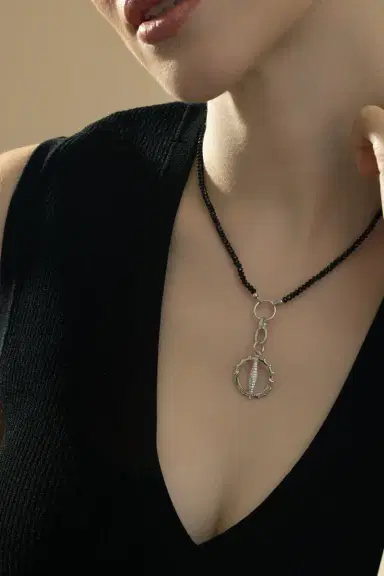 MONICA RICH KOSANN Black Spinel Charm Chain Necklace | Thumbnail 2 MONICA RICH KOSANN Black Spinel Charm Chain Necklace | Thumbnail 2