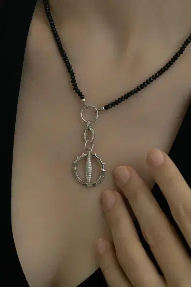 MONICA RICH KOSANN Black Spinel Charm Chain Necklace | Thumbnail 4 MONICA RICH KOSANN Black Spinel Charm Chain Necklace | Thumbnail 4