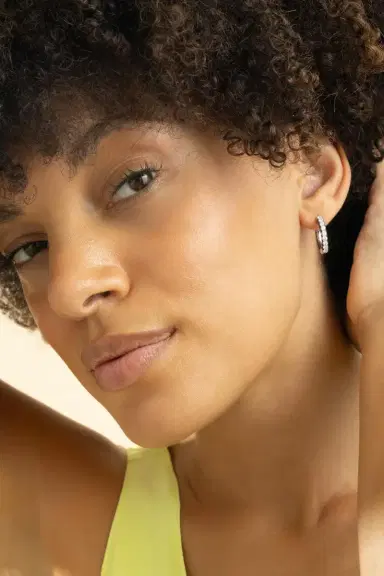 GRAZIELA Blue Sapphire Diamond Sided Hoop Earrings | Thumbnail 4