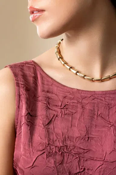 Vhernier Calla Midi Necklace | Thumbnail 4