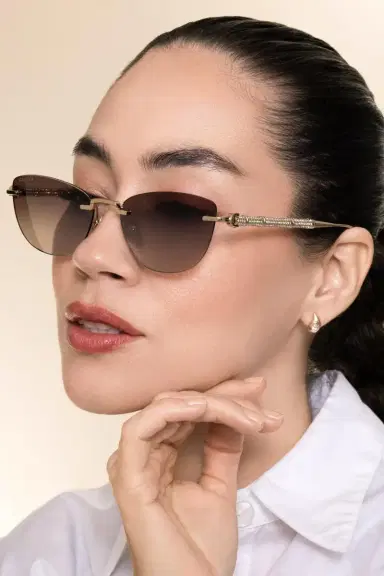 Gucci Cat Eye Bamboo Sunglasses | Thumbnail 3
