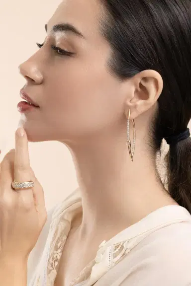 Uniform Object Diamond Axle Earrings | Thumbnail 4