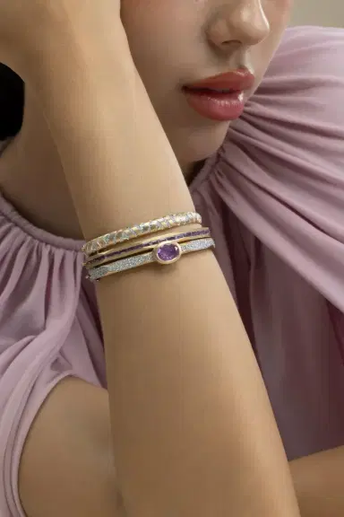 ARUNASHI Diamond Baguette Black Enigma Bangle Bracelet | Thumbnail 2