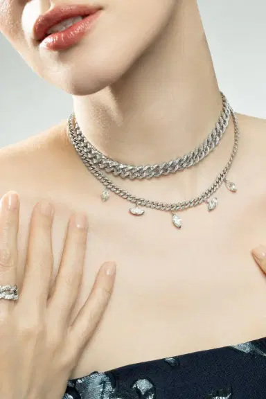SHAY JEWELRY Diamond Baguette Essential Link Necklace - White Gold | Thumbnail 4 SHAY JEWELRY Diamond Baguette Essential Link Necklace - White Gold | Thumbnail 4
