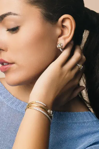 YEPREM Diamond Baguette Golden Strada Earrings | Thumbnail 3