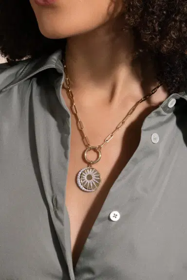 Foundrae Diamond Balance Large Specialty Medallion | Thumbnail 2