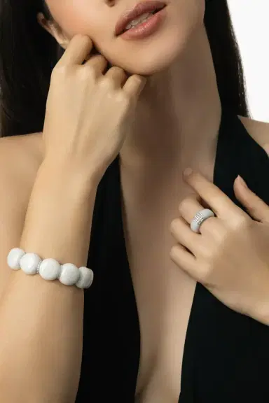 ROBERTO DEMEGLIO Diamond Bar White Large Bead Dama Bracelet | Thumbnail 4 ROBERTO DEMEGLIO Diamond Bar White Large Bead Dama Bracelet | Thumbnail 4
