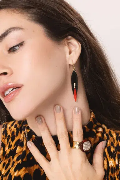 MARK DAVIS Diamond Black Red Bakelite Earrings | Thumbnail 2