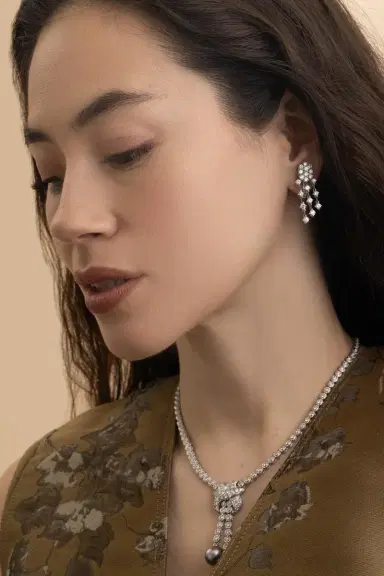 ANDREOLI Diamond Chandelier Earrings | Thumbnail 2