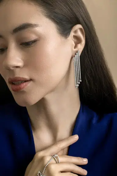 STEFERE Diamond Drop Earrings | Thumbnail 2
