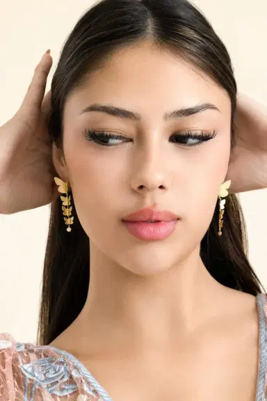 TANYA FARAH Diamond Four Cascading Butterfly Texture Earrings | Thumbnail 3
