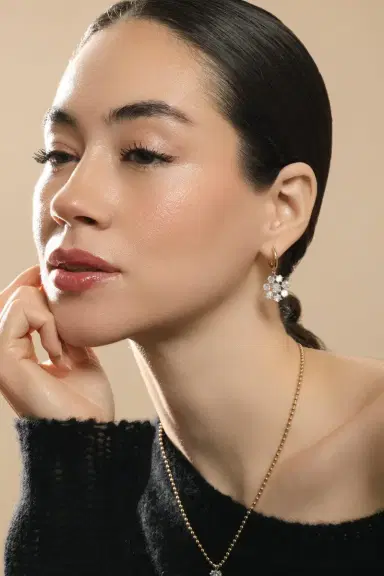 SUTRA Diamond Frost Flake Earrings | Thumbnail 2