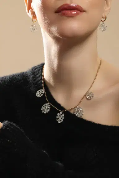 SUTRA Diamond Frost Flake Earrings | Thumbnail 3