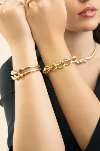 DAVID WEBB Diamond Hammered Bent Nail Link Bracelet | Thumbnail 3 DAVID WEBB Diamond Hammered Bent Nail Link Bracelet | Thumbnail 3