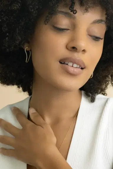 LISA NIK Diamond Inifity Earrings | Thumbnail 2