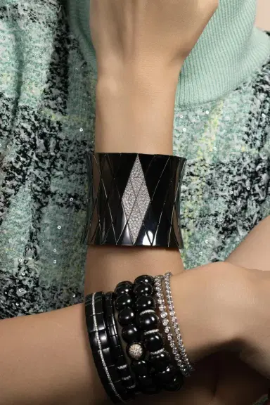 ROBERTO DEMEGLIO Diamond Large Black Diva Stretch Bracelet | Thumbnail 3