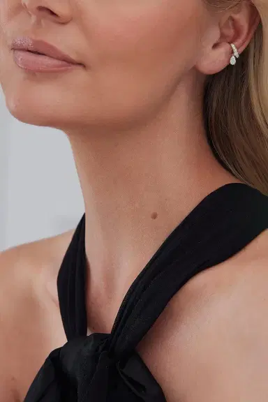 SARA WEINSTOCK Diamond Lucia Ear Cuff | Thumbnail 2 SARA WEINSTOCK Diamond Lucia Ear Cuff | Thumbnail 2