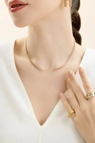 LORAIDA Diamond Marquise Deco Necklace | Thumbnail 2 LORAIDA Diamond Marquise Deco Necklace | Thumbnail 2